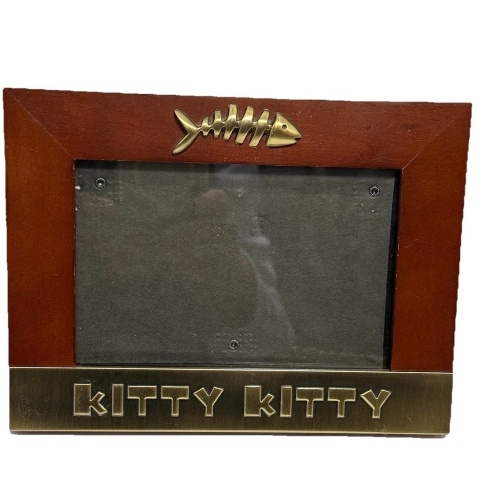 Kitty Kitty Wood and Brass Picture Frame Cat Pet Memorial Fish Bone 4x6 Photo‎